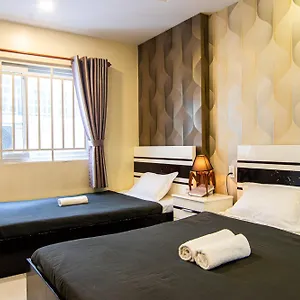 Homestay The Local Bui Vien Walking Street, Ho Chi Minh City